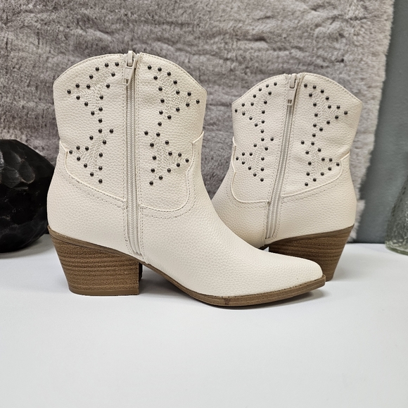 Women's Twyla Western Boots - Picture 8 of 8